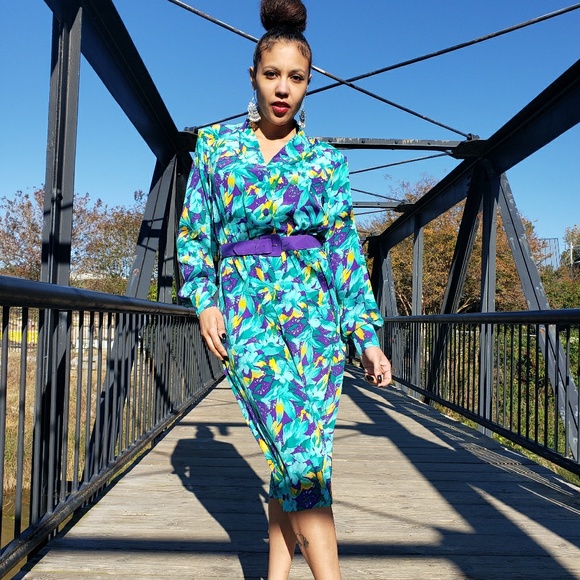 Dress - Picture 2 of 2